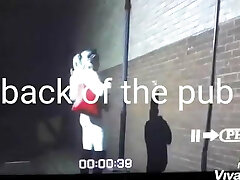 sissy se fait humilier en public sissy se fait humilier en public