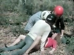 Slutty retro babe fucked hard in public on her vagina Slutty retro babe fucked hard in public on her vagina