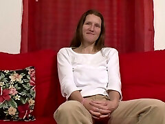 gros plan sur l'action de caresse de chatte avec une fille mature pulpeuse gros plan sur l'action de caresse de chatte avec une fille mature pulpeuse