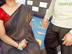 Road par khadi ladki ko 2000 de kar ghar pe lakar thoka Road par khadi ladki ko 2000 de kar ghar pe lakar thoka