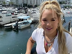 Painting Mimi Monet white Painting Mimi Monet white