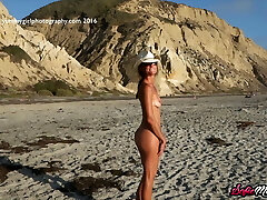 SofieMarieXXX - Irresistible Sofie Marie Taunts On The Beach SofieMarieXXX - Irresistible Sofie Marie Taunts On The Beach