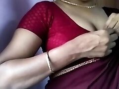 HOT TAMIL MAID IN SAREE Unclothe TEASE