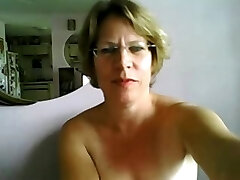 First time mature tits and ass on webcam