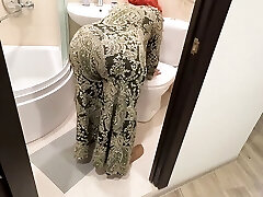 sexe anal fait maison avec une milf en string avec un gros cul sexe anal fait maison avec une milf en string avec un gros cul