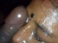 le beau-père me fait peur quand je sors du lit le beau-père me fait peur quand je sors du lit