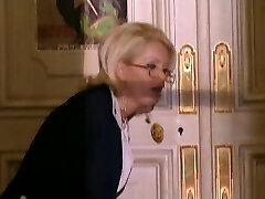 Anal doctor boinks stockinged lady