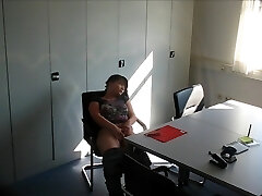 Vor der Besprechung mit dem Chef Vor der Besprechung mit dem Chef