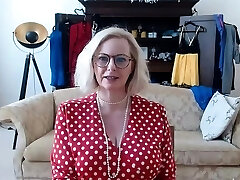 Big Boobed Blonde Masturbates With A Dildo In The Bathroom Big Boobed Blonde Masturbates With A Dildo In The Bathroom