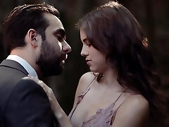 Cute stunner Ellie Eilish is making love with her gallant admirer Cute stunner Ellie Eilish is making love with her gallant admirer