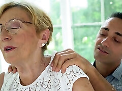Mature bitchy housewife Malya is poked rear end after giving a proper blowjob