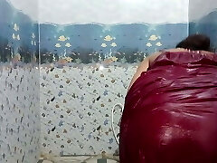 Indian young bhabhi bathing in petticoat bathtub