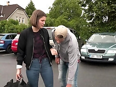 baise en plein air avec la coquine grace carson et son collègue baise en plein air avec la coquine grace carson et son collègue