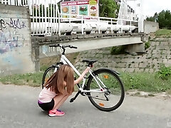 Cute babe Subil Arch wants to feel a guy's dick up her fuckbox