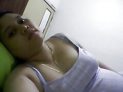 Please an affair when the husband is working out of town Please an affair when the husband is working out of town