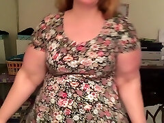 Dancing and moving my curvaceous body! Dancing and moving my curvaceous body!