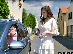 Fabulous Maya having fun while giving her man a nice handjob