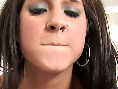 Knock! Knock! Here is your nut nectar delivery Knock! Knock! Here is your nut nectar delivery