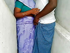 aunty with man motor pumb set room in sex aunty with man motor pumb set room in sex