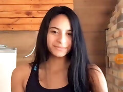 novinha bucetinha inchada novinha bucetinha inchada