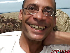 alaura s'emmêle dans un plan à trois torride de la bbc alaura s'emmêle dans un plan à trois torride de la bbc