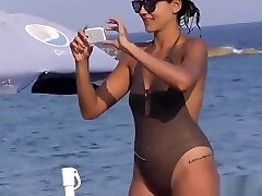 Bikini Cameltoe Cougar Beach Voyeur HD Video