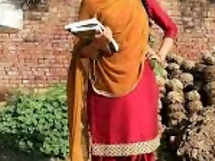 Village chick hardcore fucking flick in clear Hindi audio deshi ladki ki tange utha kar choot faad did Hindi sex movie