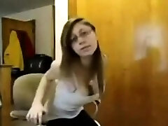 Teenager Glasses CAM with big boobs