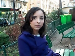spotyka tę francuską dziewczynę na ulicy i fucks jej w tyłek