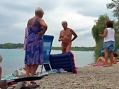 Nudist grandpa at the beach - 3