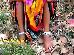 Village Outdoor Nude Dehati Chick In Saree Hindi Porn Video