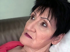 Short haired experienced whore Anastasia gets mature cunt plumbed well