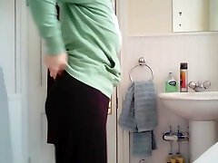 Cougar caught on bathroom cam