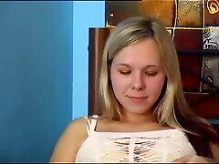 Hot Blonde cam girl