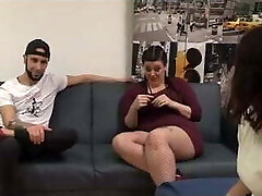 Round Maria and her big dicked friend Fede teach Alba
