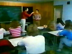 Fuck-fest mit Sechzehn aka Intime Stunden auf der Schulbank