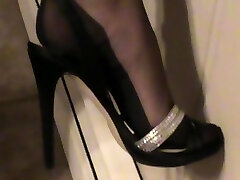 Full fashion footjob Full fashion footjob