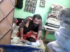 Desi pathan abbu pulverizes chachi homemade Lahore punjabi