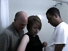 Żona нестарый pożyczonym z zieleni w trójkę Żona нестарый pożyczonym z zieleni w trójkę