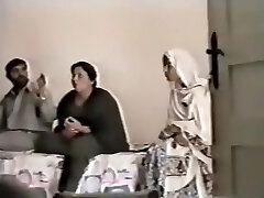 Pakistani Lahore Aunty Bang With boy