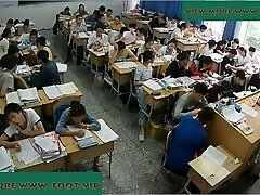Tutor shoeplay in class 5