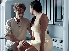 Gorgeous babysitter Karlee Greys sloppy panties