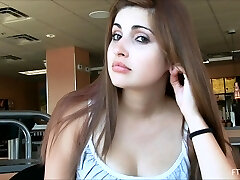 Gorgeous, Curvy Chick Slips Off Her Tight Jeans Gorgeous, Curvy Chick Slips Off Her Tight Jeans