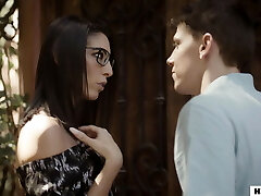 Young Guy Fucks The Freshly Widowed Big-chested MILF