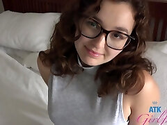 Leana Lovings having fun while her pussy is being prettily fingered