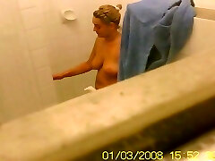 This is one of the hottest genuine voyeur videos I've ever fapped to