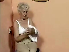 Roswitha and the machine.mp4