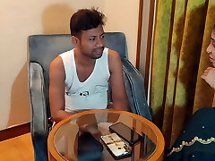 Desi Bhabi ki Pyaas kitna? Utter vid. A story about the cum of a housewife in India. Utter hindfi audible audio