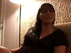 gorgeous Milf takes first-ever BBC
