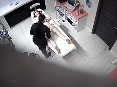 vídeo de masaje de cámara oculta prohibido